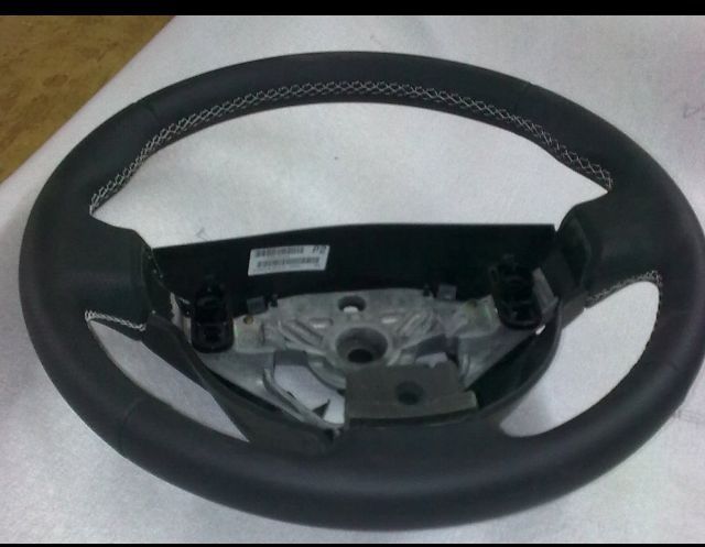 Kierownica obszyta skórą na zamówienie